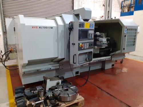 XL 730 x 1000